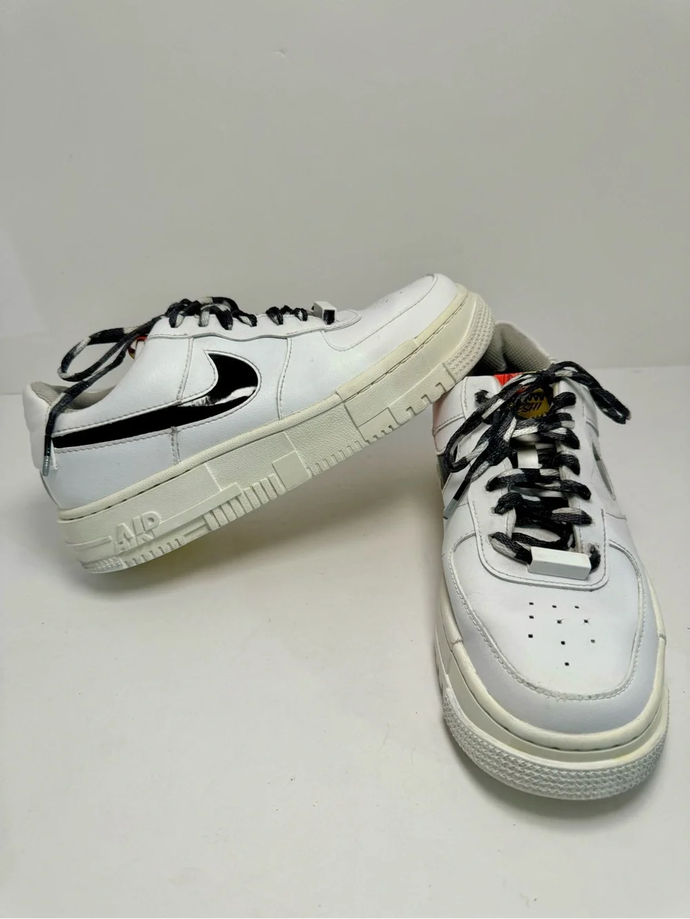 Nike Air Force 1 Pixel SE Fresh White/Black  DJ5529-100 Women’s Size 7